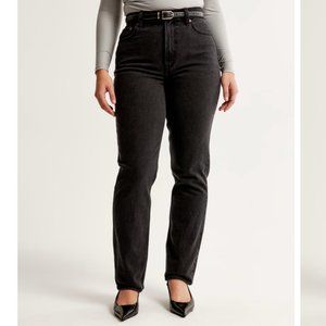 Abercrombie & Fitch Curve Love Ultra High Rise 90s Straight Jean
